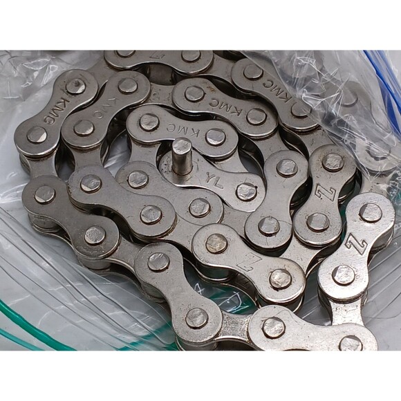 Lot Of 5 Vintage KMC Bike Chains /Chain Links Some Master Links Included Lot #1 - Picture 6 of 15